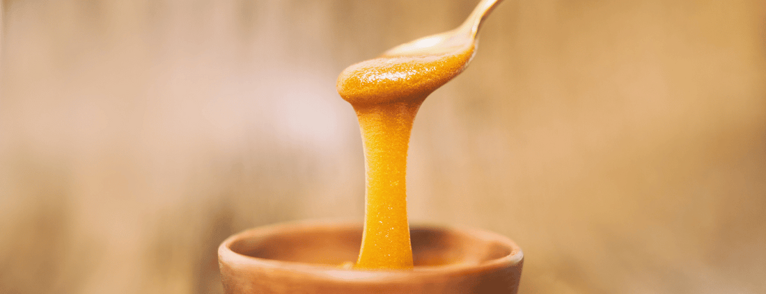 Die Vorteile eines Teelöffels Manuka Honig pro Tag - Bild